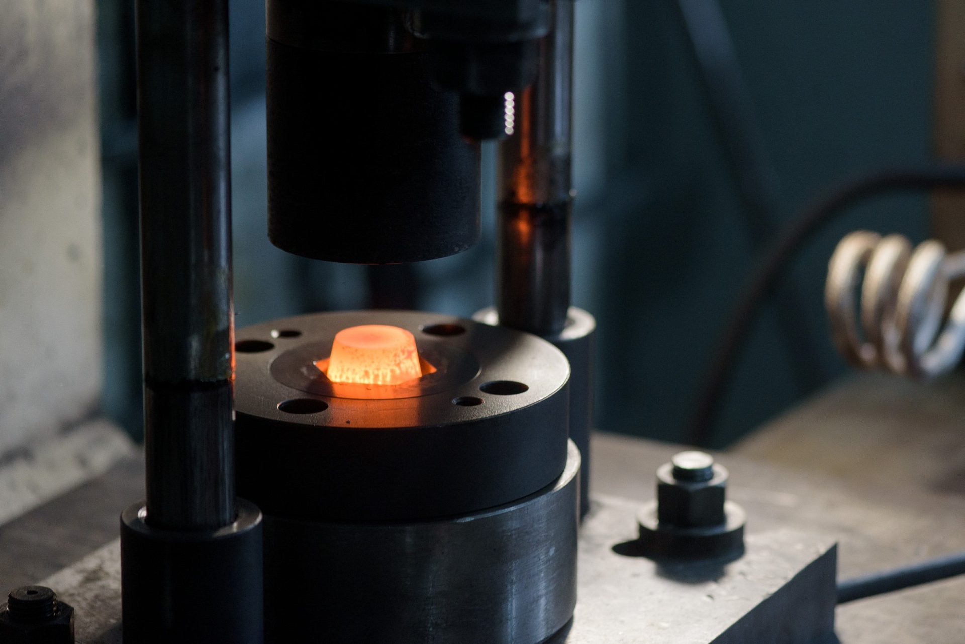 Горячая штамповка